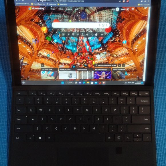 Microsoft Other - Microsoft Surface Pro 7 8GB 128GB SSD 10th gen i5 Type Cover UAG Protective Case